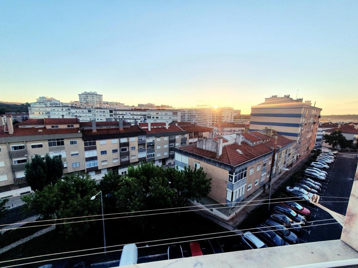 N3 Apartment Amadora Luaran gambar